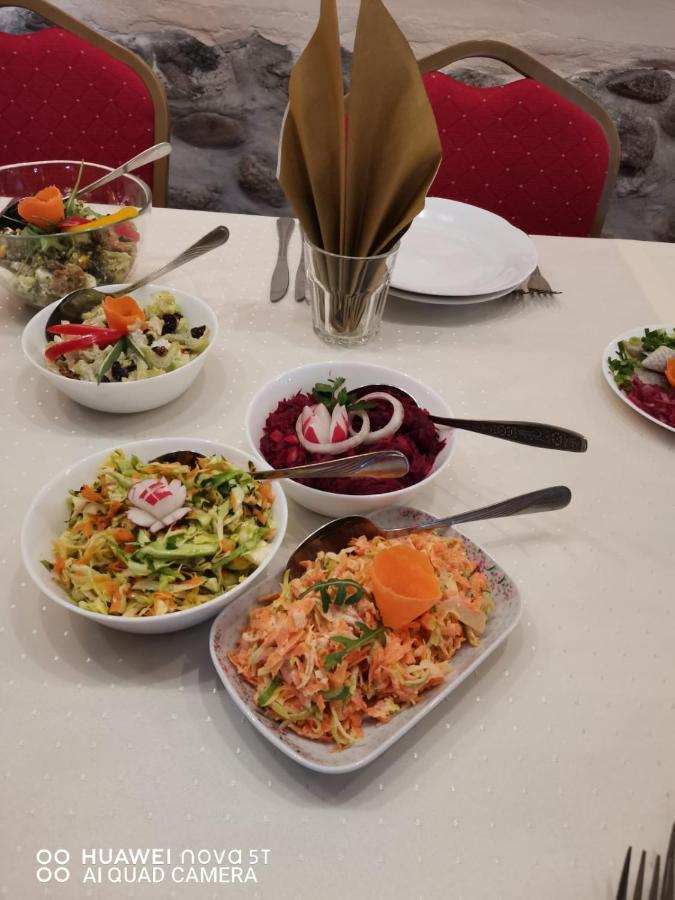 Zajazd Restauracja Machliny المظهر الخارجي الصورة