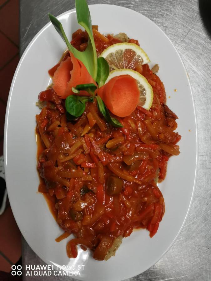 Zajazd Restauracja Machliny المظهر الخارجي الصورة