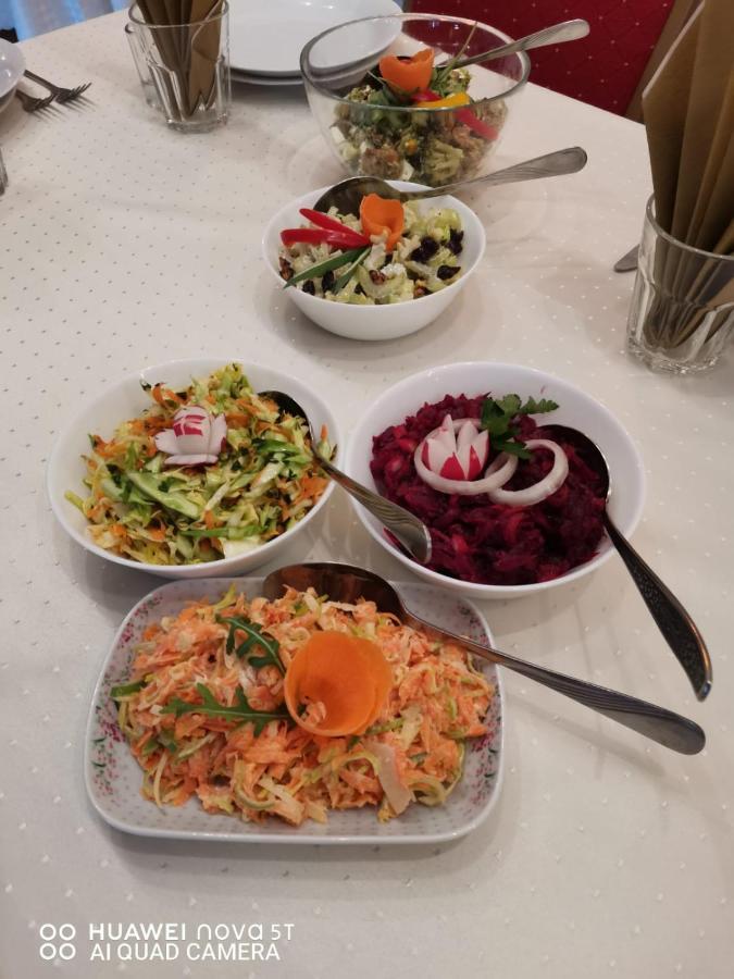 Zajazd Restauracja Machliny المظهر الخارجي الصورة